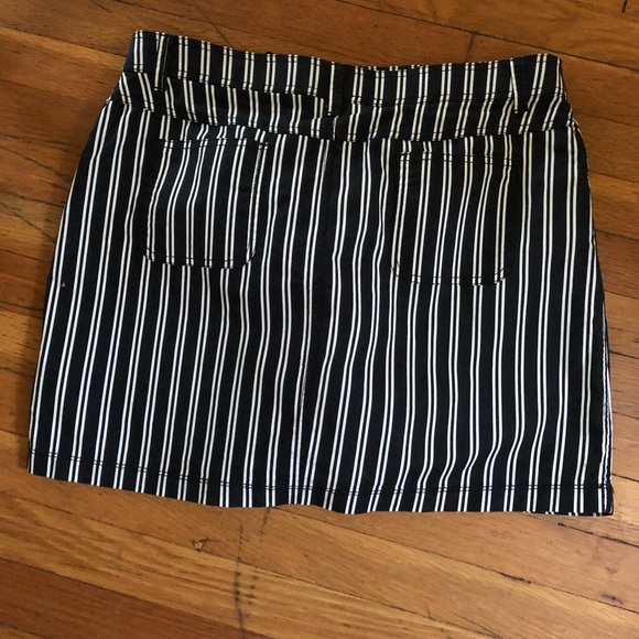 White Stag Black & White Skort - Picture 2 of 6